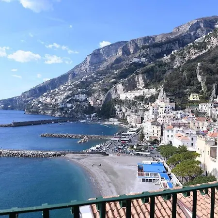 Vista Mare Apartment *